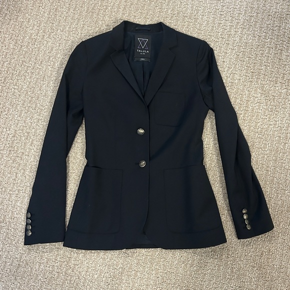 Aritzia Talula Black Exeter Boyfriend Blazer. Size 2 - Picture 2 of 5